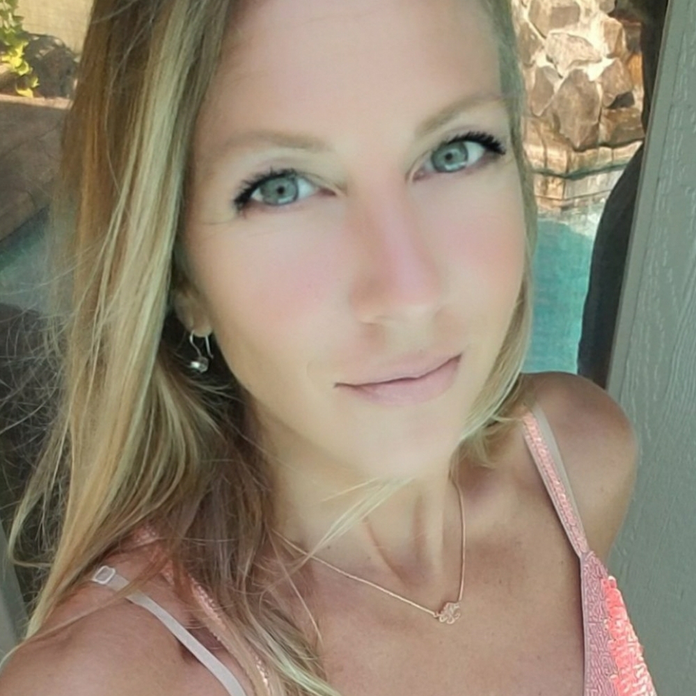 Meet your Posher, Stacy